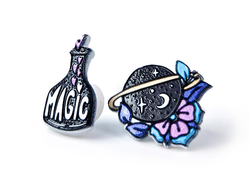 Crocs branded pins, Polish manufacturer DECARD