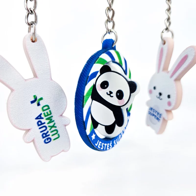 Children's keychains, featuring bunnies and pandas, manufactured by DECARD