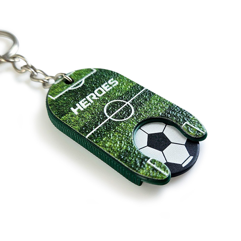 Sports keychain with a token for a trolley, stadium shape, football token, manufacturer DECARD