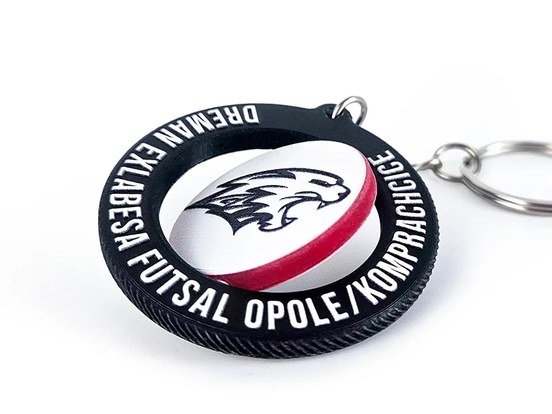 Rotating key rings with a 3D convex texture, logo and club name with a 3D effect, Polish manufacturer DECARD