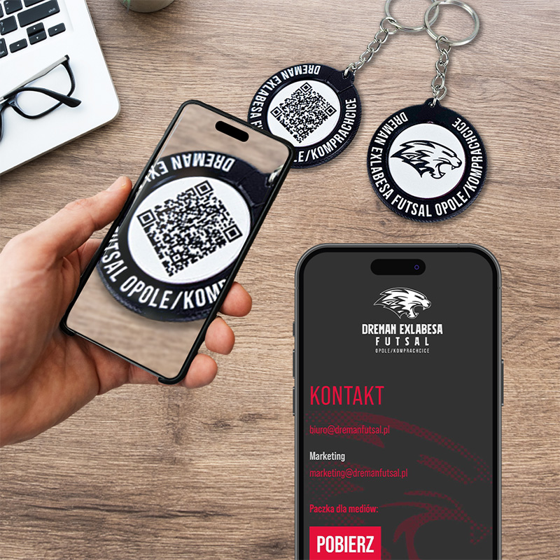 QR swivel keychain, hard and light resin, Polish manufacturer DECARD