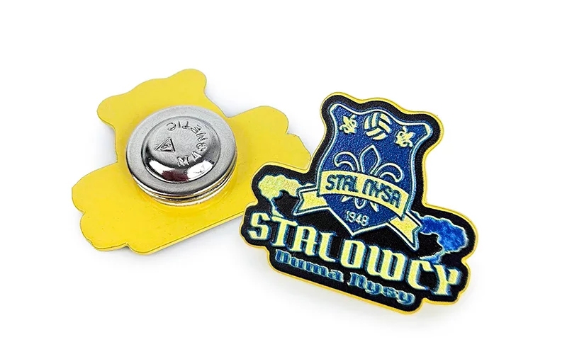 Metal badge on a magnet, Polish manufacturer DECARD