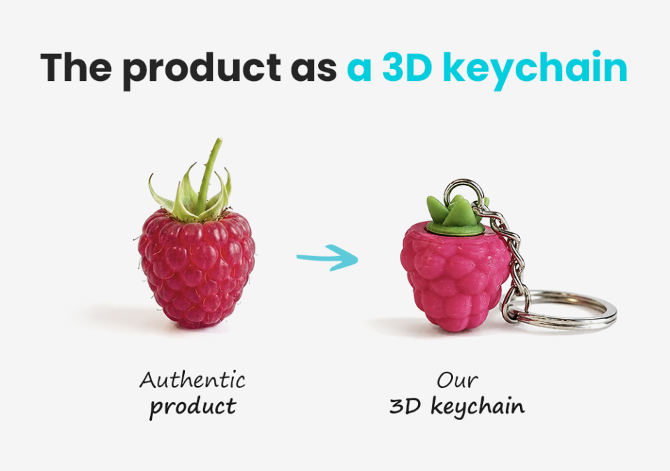 3D raspberry keychain with a leaf and the fruit’s distinctive texture, made by Polish manufacturer DECARD