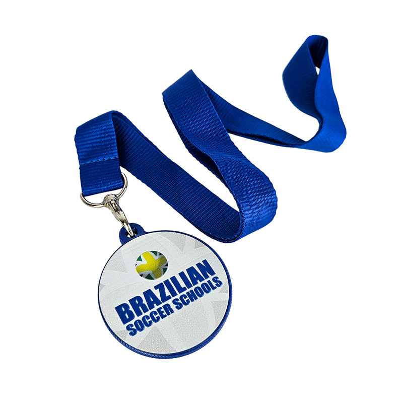 Medale mikołajkowe dla Brazilian Soccer Schools Rzeszów, wypukła grafika 3D, twarda i lekka żywica, polski producent DECARD