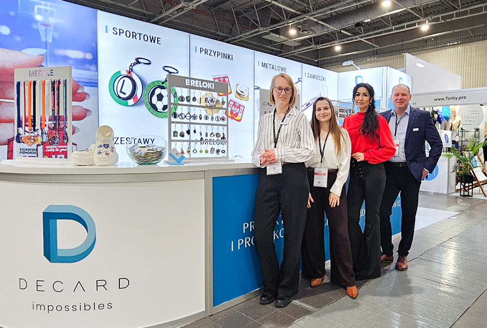 Zespół DECARD przy stoisku podczas PROMO SHOW 2026